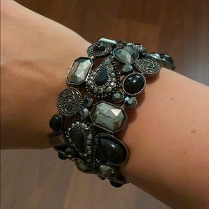 Black beaded bracelet
